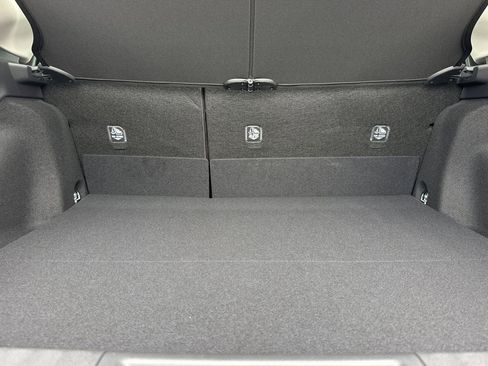 New 2026 Toyota Prius Plug-In Hybrid FWD image 17