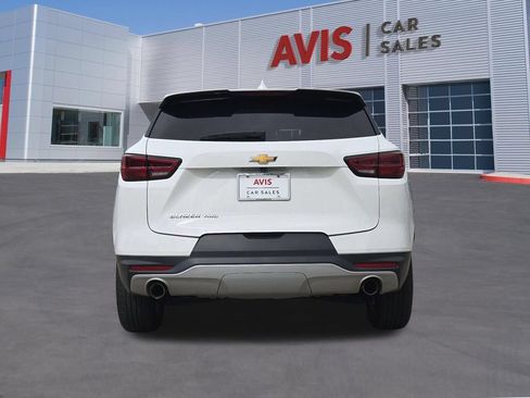 Used 2025 Chevrolet Blazer LT AWD/4WD image 7