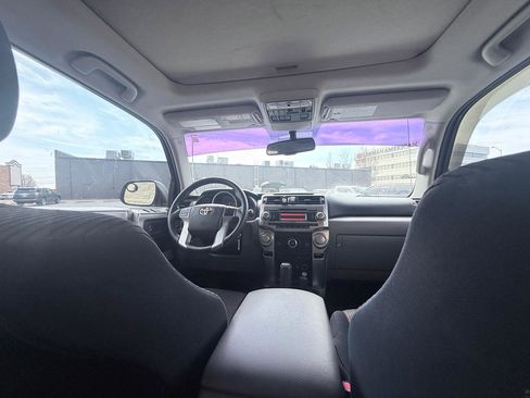 Used 2012 Toyota 4Runner SR5 w/ Convenience Pkg image 13