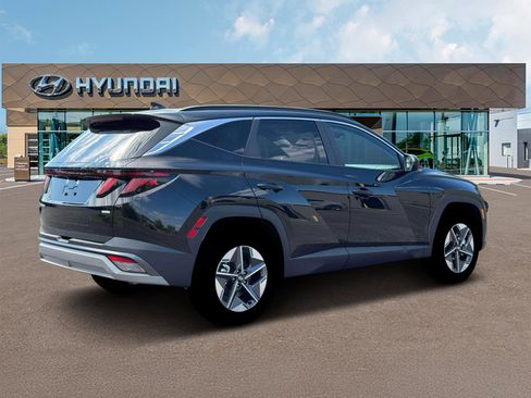 New 2026 Hyundai Tucson SEL image 8