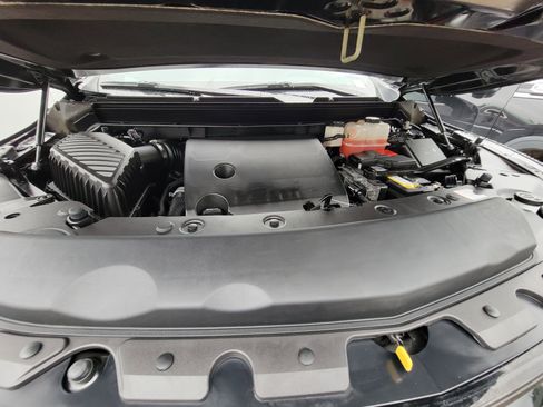 Used 2024 Buick Enclave Essence w/ Experience Buick Package image 29