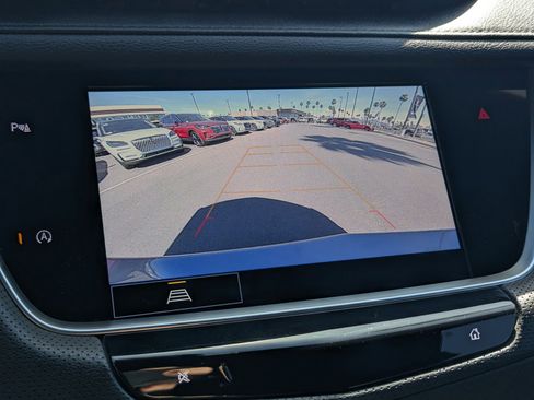 Used 2023 Cadillac XT5 Luxury FWD image 11