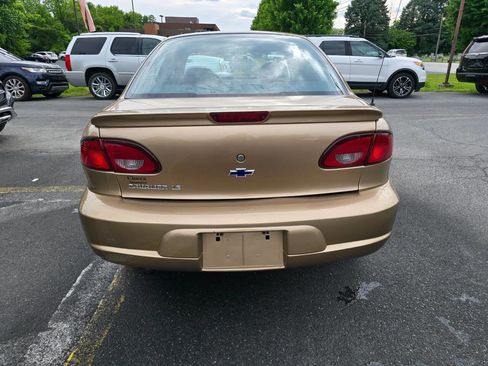 Used 2000 Chevrolet Cavalier LS w/ Preferred Equipment Group 2 FWD image 4