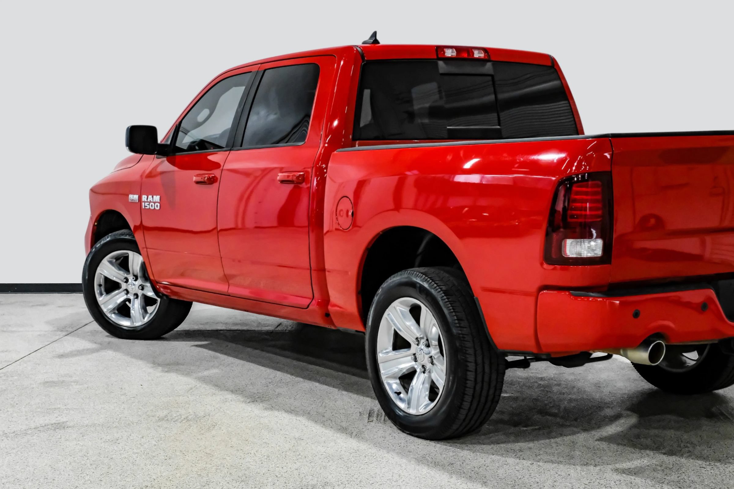 Used 2013 RAM 1500 Sport w/ Sport Premium Group AWD/4WD image 14