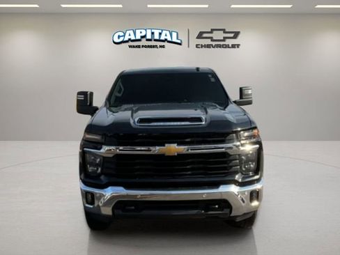 Used 2025 Chevrolet Silverado 2500 LT w/ All Star Edition image 8