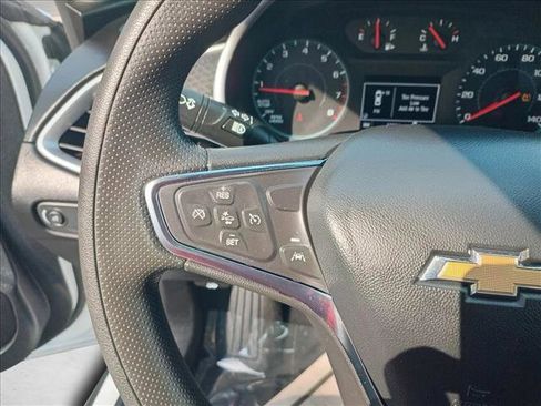 Used 2024 Chevrolet Malibu LT image 18