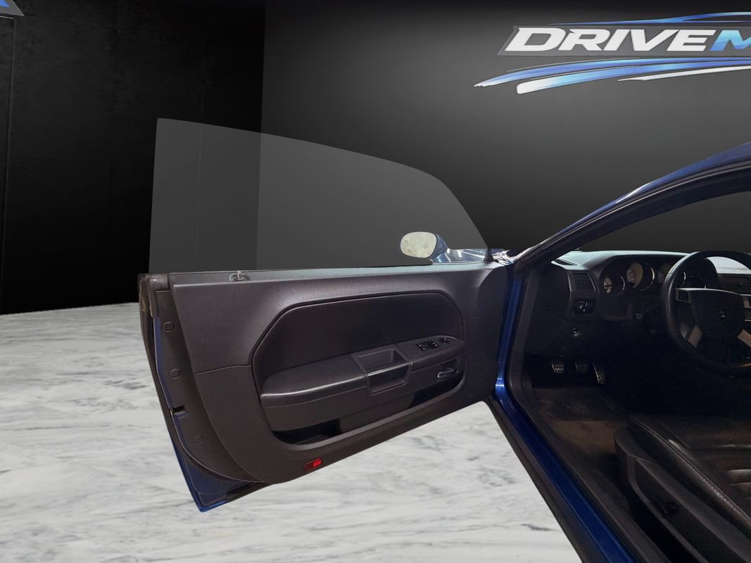 Used 2009 Dodge Challenger R/T RWD image 13