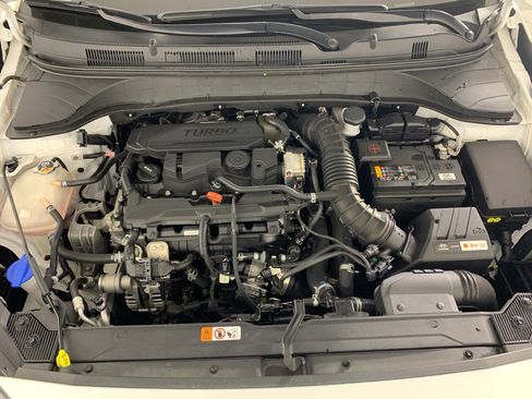 Used 2022 Hyundai Kona N Line image 11