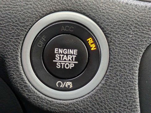 Certified 2023 Dodge Charger SXT RWD image 29