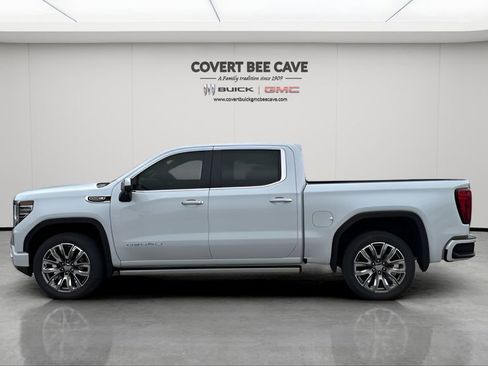 New 2026 GMC Sierra 1500 Denali w/ Denali Reserve Package image 5