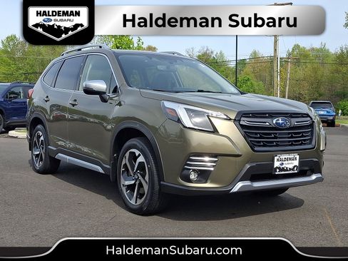 Used 2023 Subaru Forester Touring AWD/4WD image 1