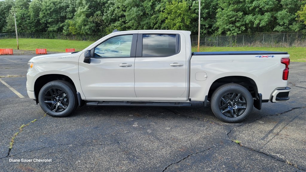 New 2026 Chevrolet Silverado 1500 RST w/ Convenience Package II AWD/4WD image 7