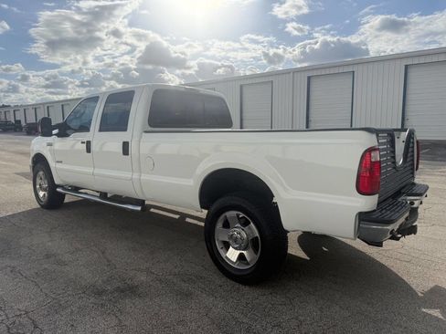Used 2006 Ford F350 Lariat image 29