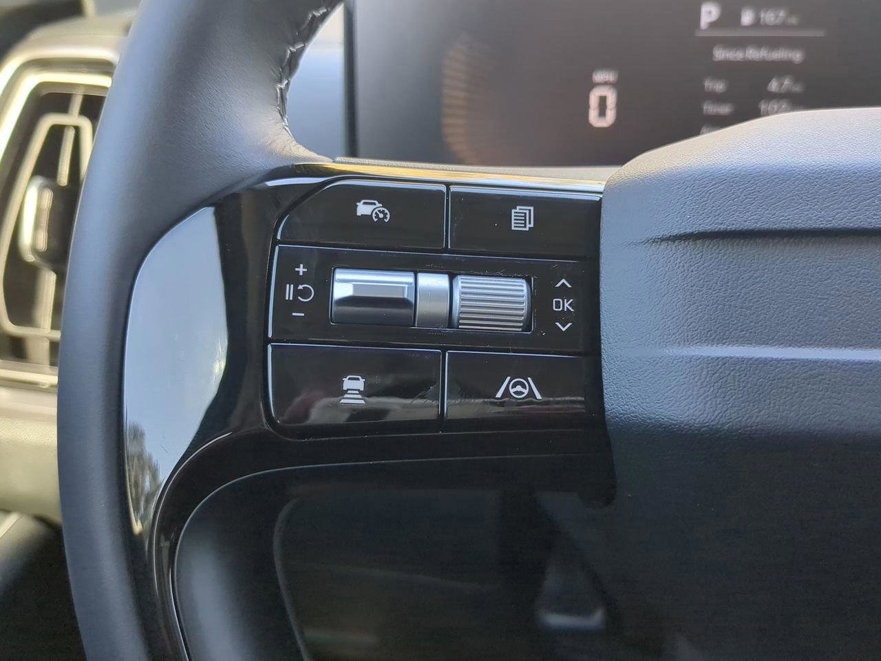 New 2026 Kia Sorento S FWD image 20