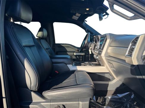 Used 2022 Ford F250 Lariat w/ Tremor Off-Road Package image 17