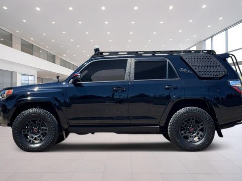 Used 2021 Toyota 4Runner TRD Off-Road Premium w/ Moonroof Package AWD/4WD image 7