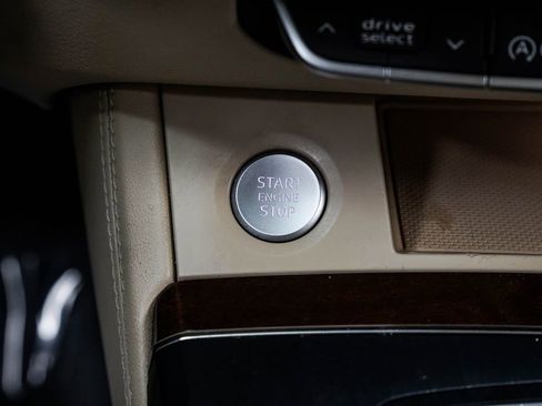 Used 2019 Audi Q5 2.0T Premium Plus w/ Premium Plus Package image 27