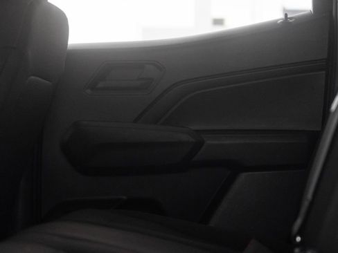 Used 2024 Chevrolet Colorado Trail Boss w/ Technology Package image 33