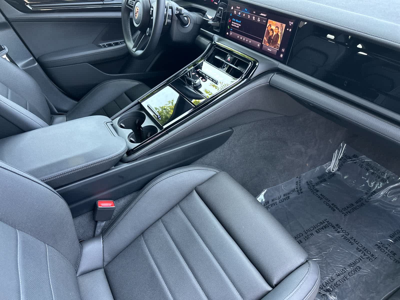 Certified 2025 Porsche Panamera 4 AWD/4WD image 16