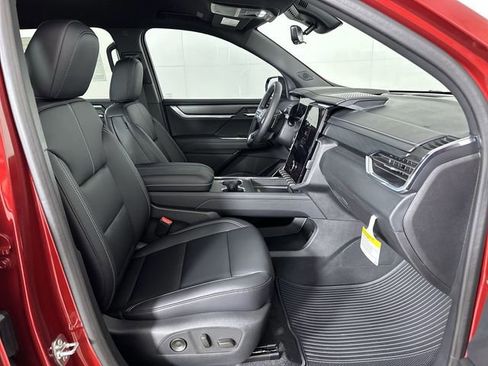 New 2026 GMC Acadia Elevation w/ Black Edition image 28