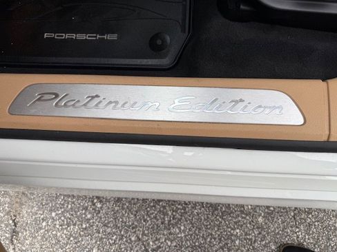 Used 2013 Porsche Panamera 4 Platinum Edition image 13
