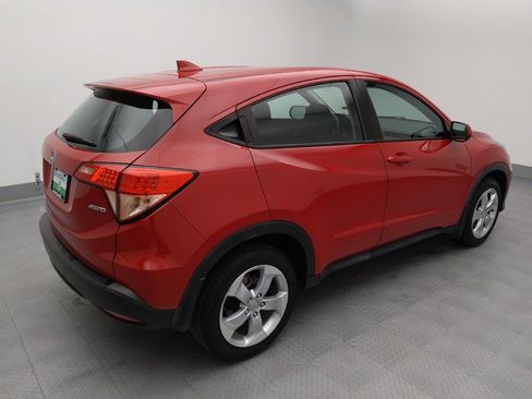 Used 2016 Honda HR-V LX image 10