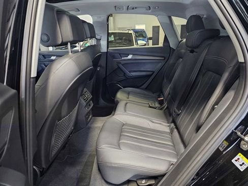 Used 2023 Audi Q5 2.0T Premium w/ Convenience Package image 18