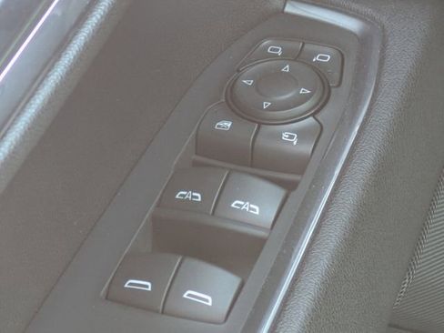 Used 2023 GMC Sierra 1500 SLT w/ SLT Premium Plus Package image 29