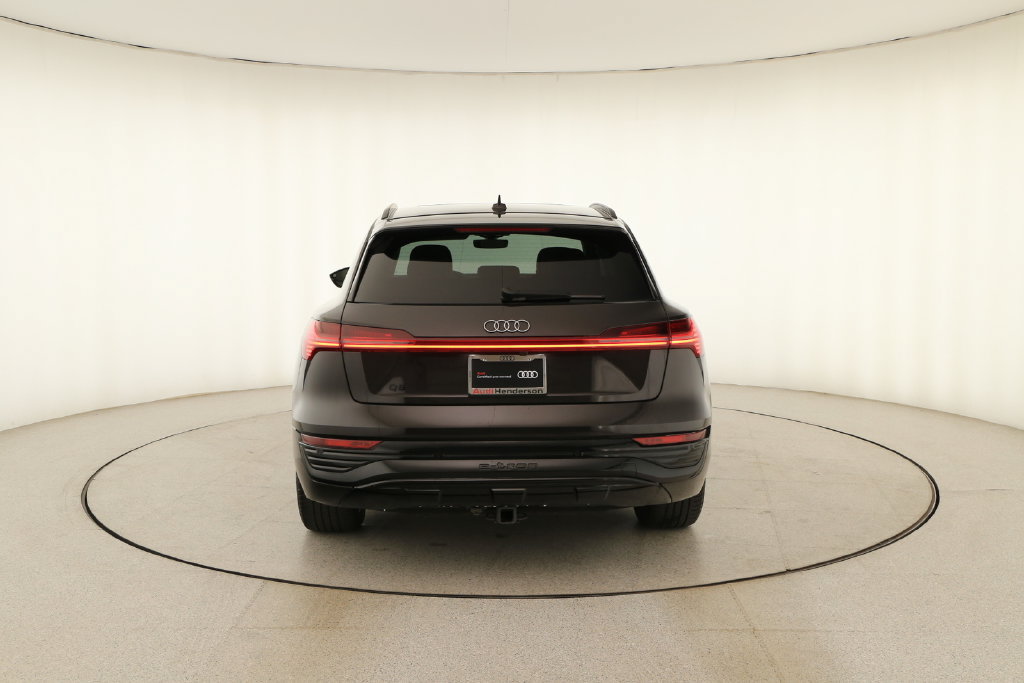 Certified 2024 Audi Q8 e-tron Premium AWD/4WD image 5