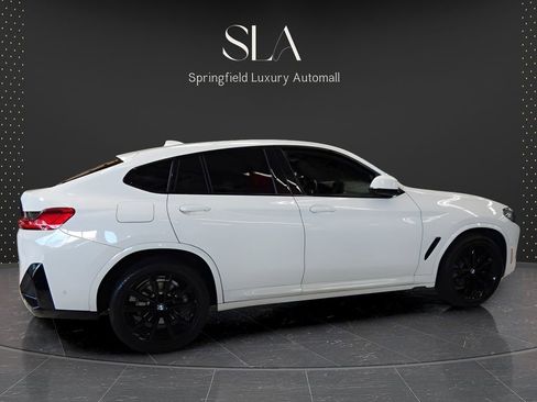 Used 2022 BMW X4 xDrive30i w/ M Sport Package 2 AWD/4WD image 3