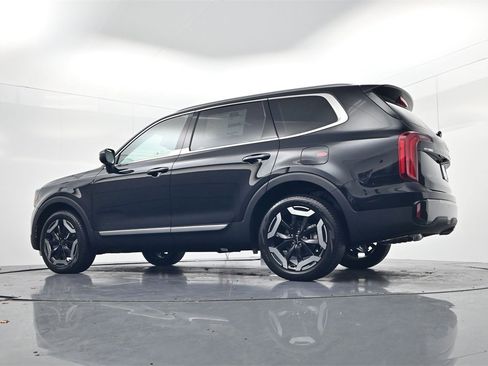 New 2025 Kia Telluride S image 41