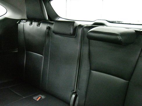 Used 2021 Toyota Highlander Platinum image 25