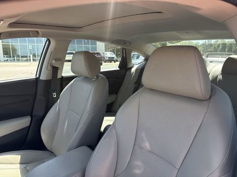 Used 2023 Honda Accord EX-L image 11