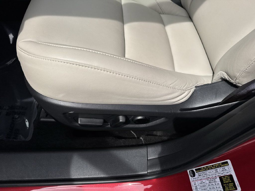 Certified 2024 MAZDA CX-30 AWD 2.5 S w/ Preferred Package image 41