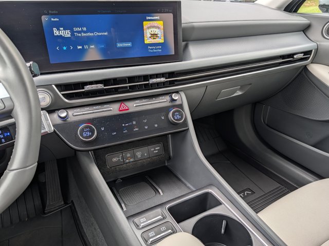 Used 2026 Hyundai Sonata SEL FWD image 24