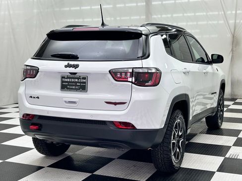 New 2026 Jeep Compass Trailhawk image 9