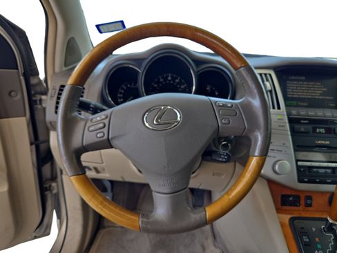 Used 2006 Lexus RX 330 AWD w/ Premium Plus Pkg image 13