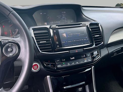 Used 2017 Honda Accord EX-L image 6
