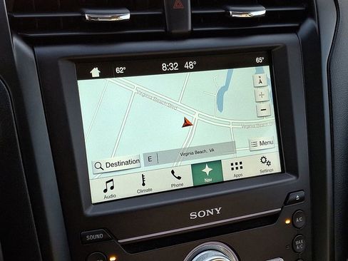 Used 2018 Ford Fusion Titanium image 18