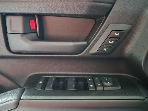 New 2026 Toyota 4Runner Limited AWD/4WD image 16