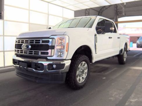 Used 2023 Ford F250 XLT w/ Snow Plow Prep Package AWD/4WD image 3