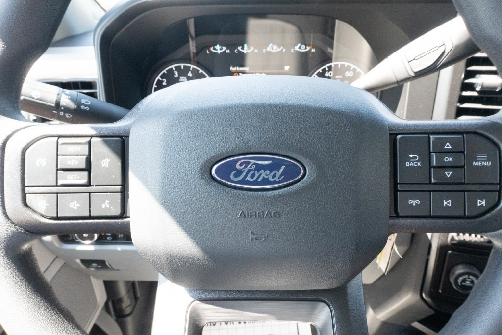 New 2027 Ford F250 XL w/ XL Chrome Package RWD image 26