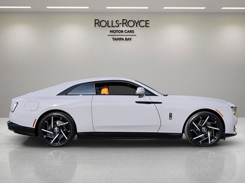 New 2026 Rolls-Royce Spectre Black Badge image 7