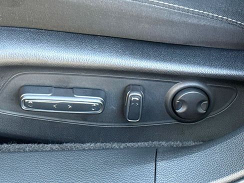Certified 2023 Honda Accord EX image 18
