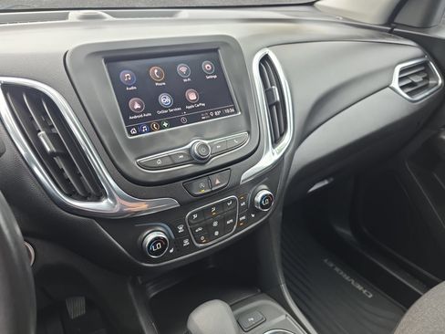 Used 2022 Chevrolet Equinox LT FWD image 20
