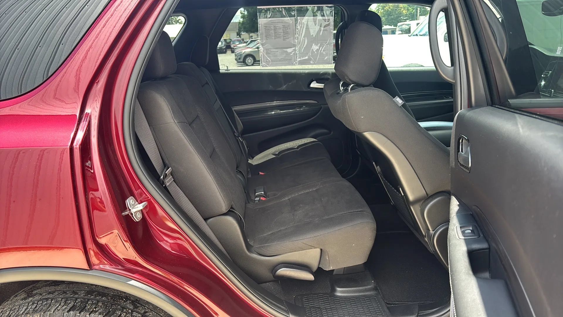 Used 2023 Dodge Durango SXT AWD/4WD image 16