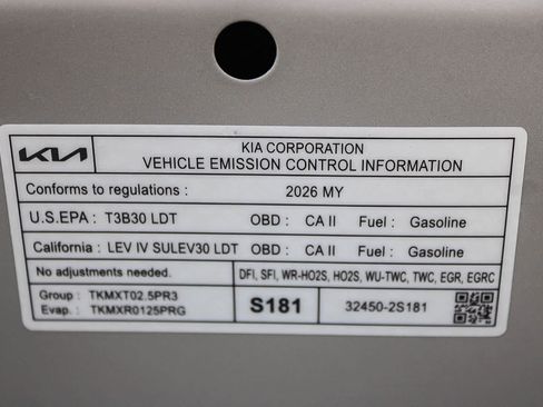 Used 2026 Kia Sportage EX w/ EX Panorama Roof Package FWD image 27