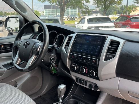 Used 2012 Toyota Tacoma PreRunner w/ SR5 Pkg RWD image 20
