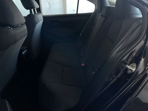 Used 2022 Toyota Corolla LE image 13