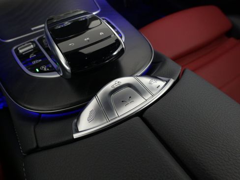 Used 2023 Mercedes-Benz E 450 Cabriolet image 56